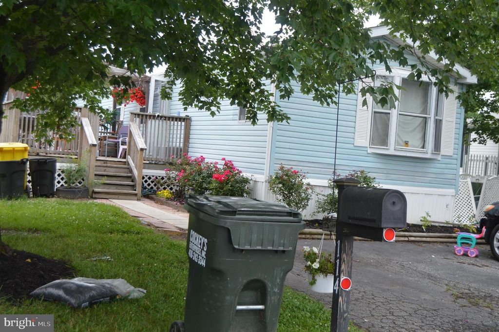 114 ROUNDUP ROAD, Middle River, MD 21220