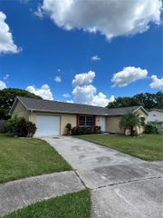 1313 SUMMER BREEZE ROAD, Orlando, FL 32822