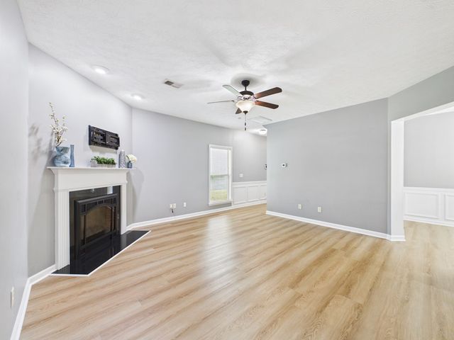83 Brentwood Drive, Phenix City, AL 36869