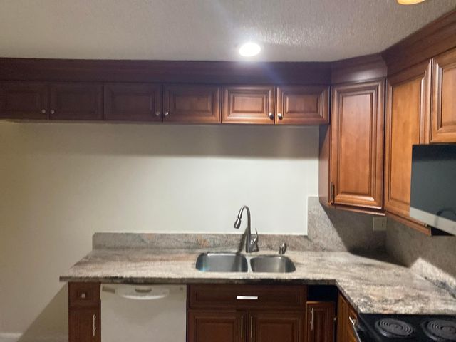 5029 NW 5TH Street, Delray Beach, FL 33445