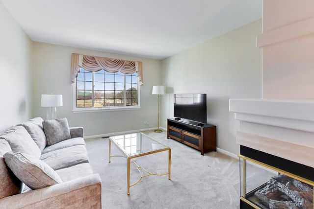 3357 Ravinia Circle, Aurora, IL 60504