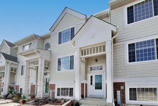 3357 Ravinia Circle, Aurora, IL 60504