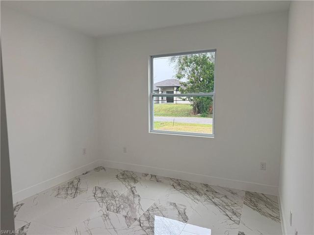 3203 24th ST SW, Lehigh Acres, FL 33976