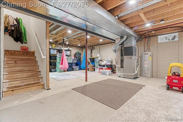 3463 Amber Oaks Drive, Howell, MI 48855