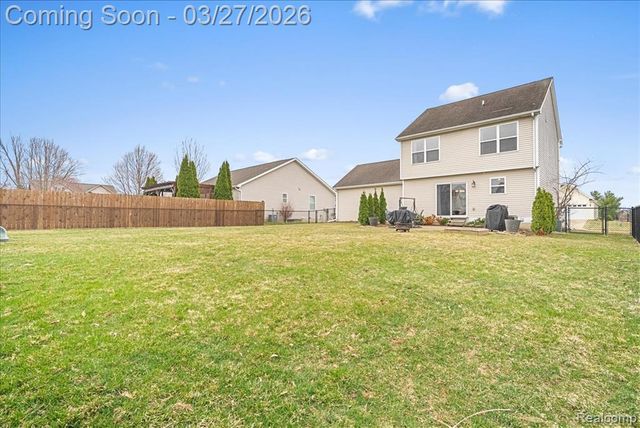 3463 Amber Oaks Drive, Howell, MI 48855