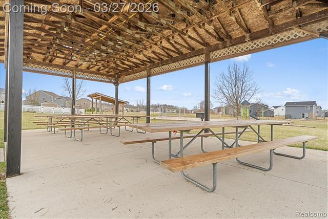 3463 Amber Oaks Drive, Howell, MI 48855