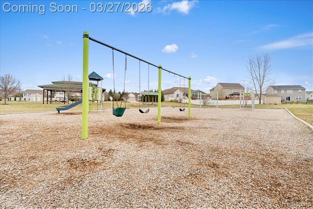 3463 Amber Oaks Drive, Howell, MI 48855