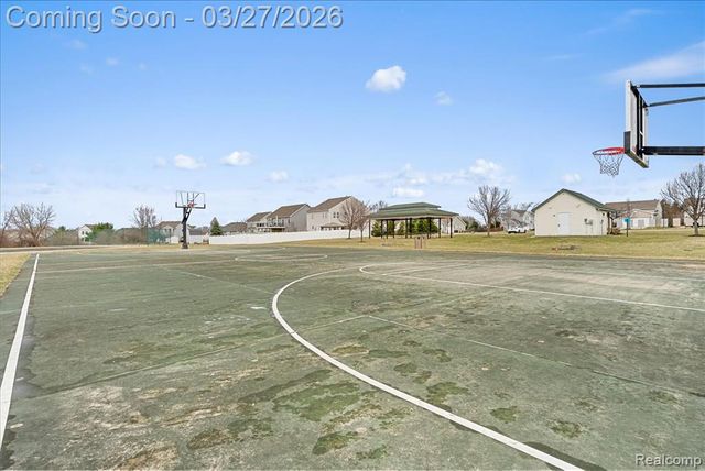 3463 Amber Oaks Drive, Howell, MI 48855