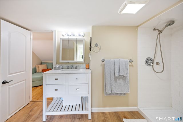 20 Hydelor Avenue, Prospect, CT 06712