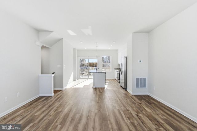 406 18TH AVENUE, Ranson, WV 25438