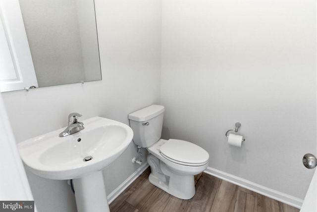 406 18TH AVENUE, Ranson, WV 25438