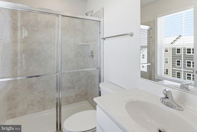 406 18TH AVENUE, Ranson, WV 25438