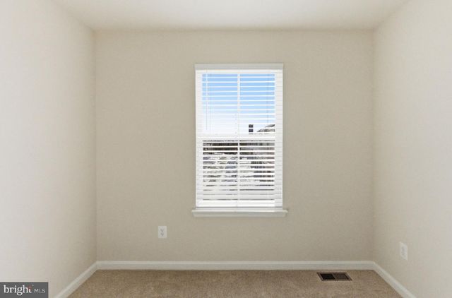 406 18TH AVENUE, Ranson, WV 25438