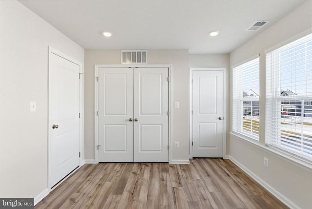 406 18TH AVENUE, Ranson, WV 25438