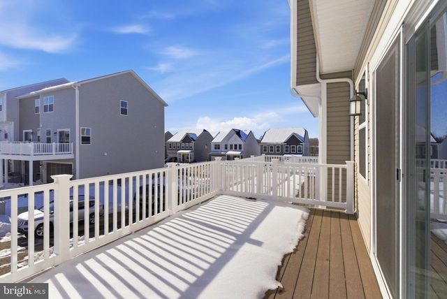 406 18TH AVENUE, Ranson, WV 25438