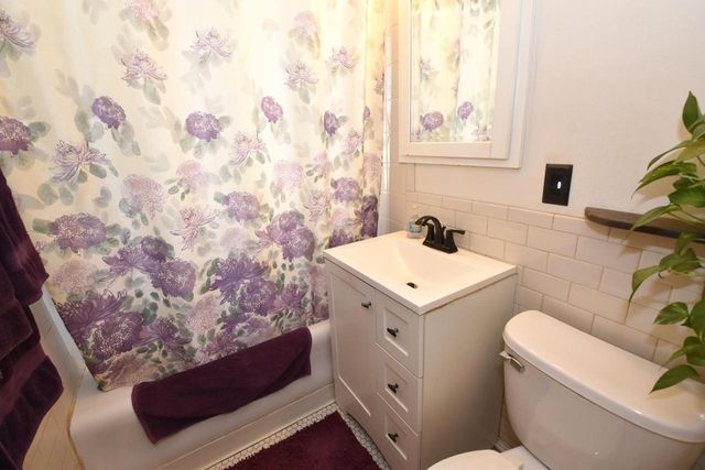 1524 S 54th STREET, West Milwaukee, WI 53214