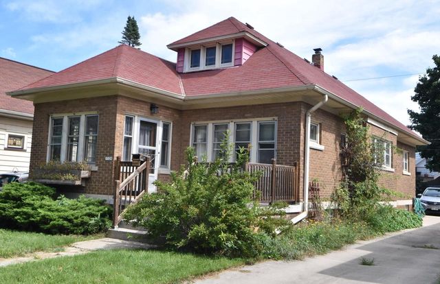 1524 S 54th STREET, West Milwaukee, WI 53214