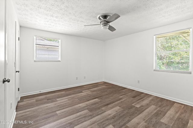 2021 LAKE WEIR Avenue, Jacksonville, FL 32210
