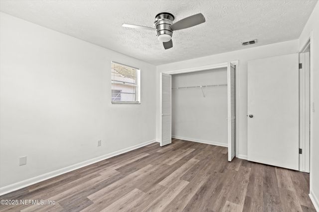 2021 LAKE WEIR Avenue, Jacksonville, FL 32210