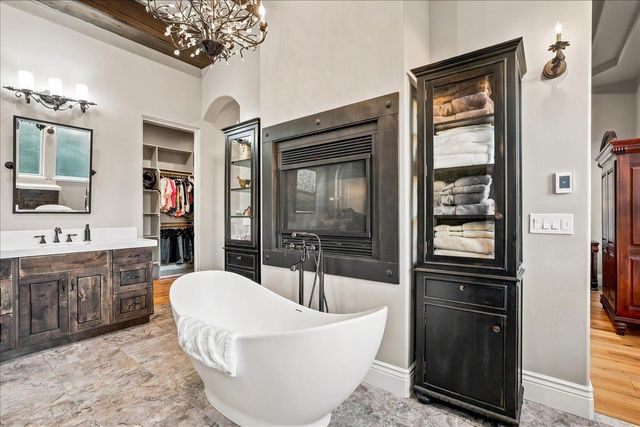 8950 Gilardi Rd, Newcastle, CA 95658