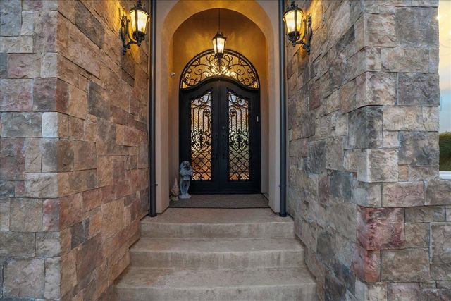 8950 Gilardi Rd, Newcastle, CA 95658