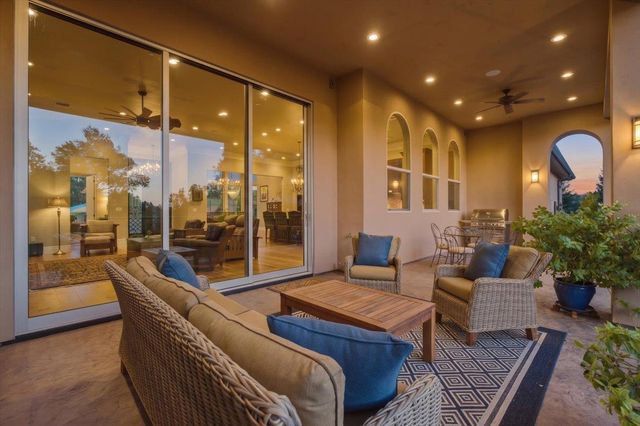 8950 Gilardi Rd, Newcastle, CA 95658