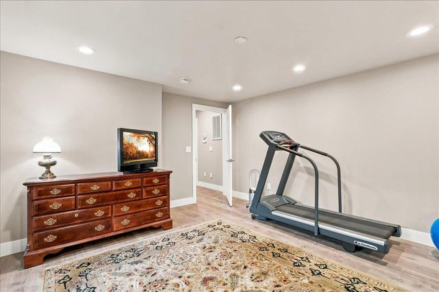 8950 Gilardi Rd, Newcastle, CA 95658