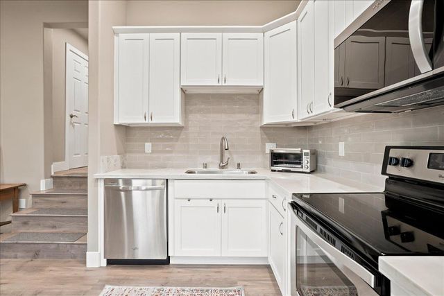 8950 Gilardi Rd, Newcastle, CA 95658