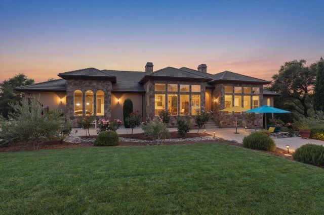 8950 Gilardi Rd, Newcastle, CA 95658