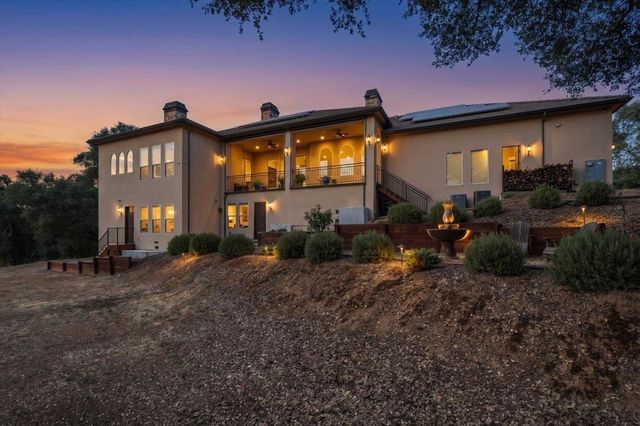 8950 Gilardi Rd, Newcastle, CA 95658