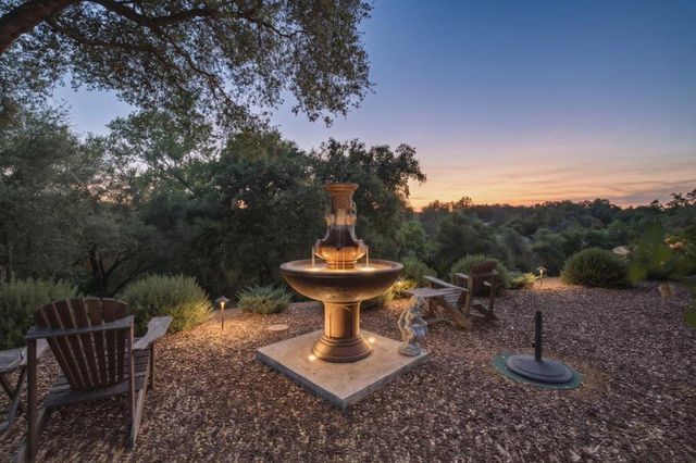 8950 Gilardi Rd, Newcastle, CA 95658