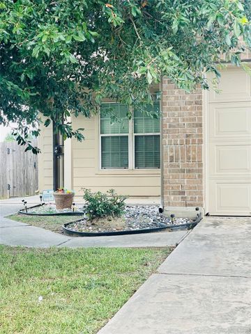 722 Pequin Road, Crosby, TX 77532