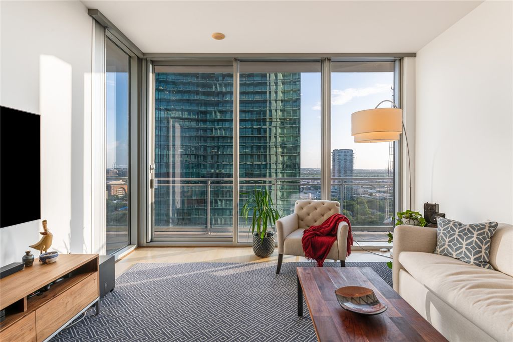 2900 Mckinnon Street 1503, Dallas, TX 75201