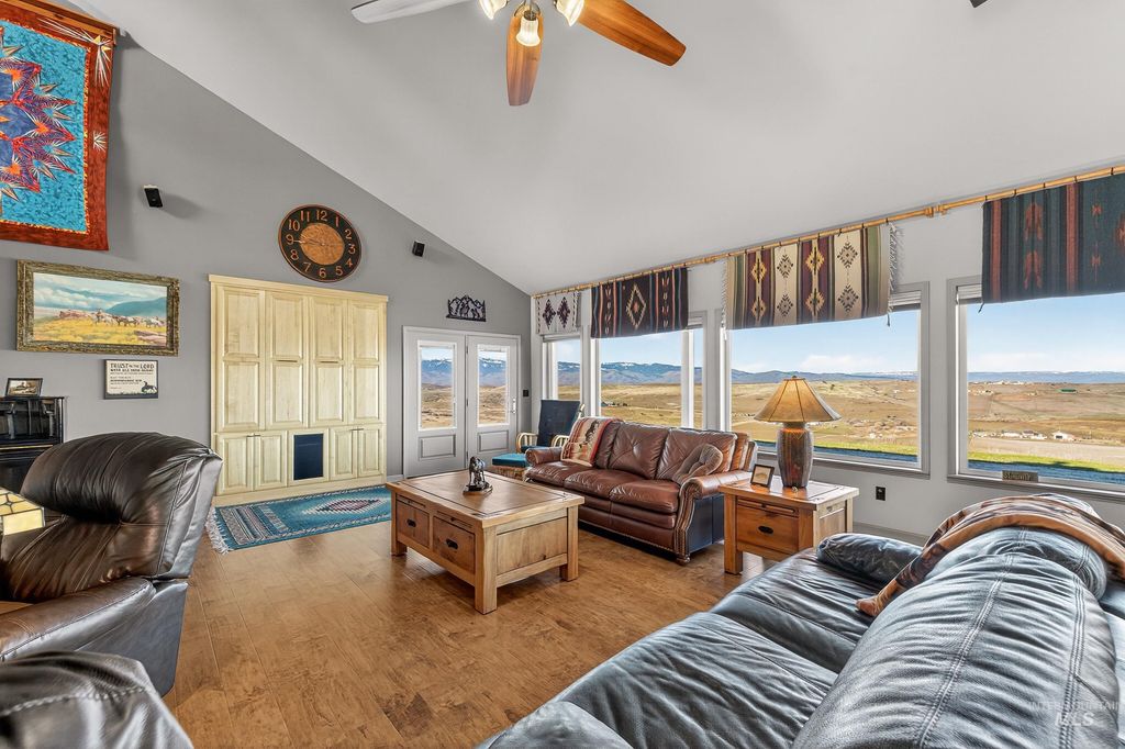 2195 Kilborn Lane, Mesa, ID 83643 photo 18