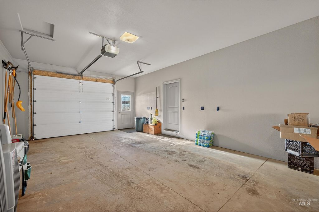 2195 Kilborn Lane, Mesa, ID 83643 photo 4