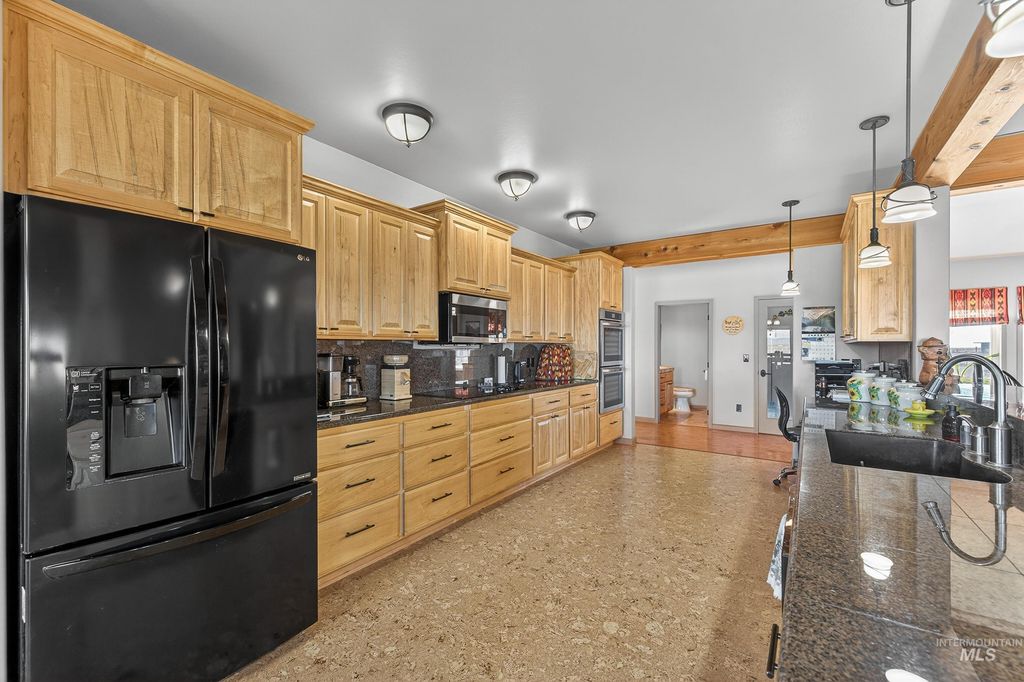 2195 Kilborn Lane, Mesa, ID 83643 photo 8