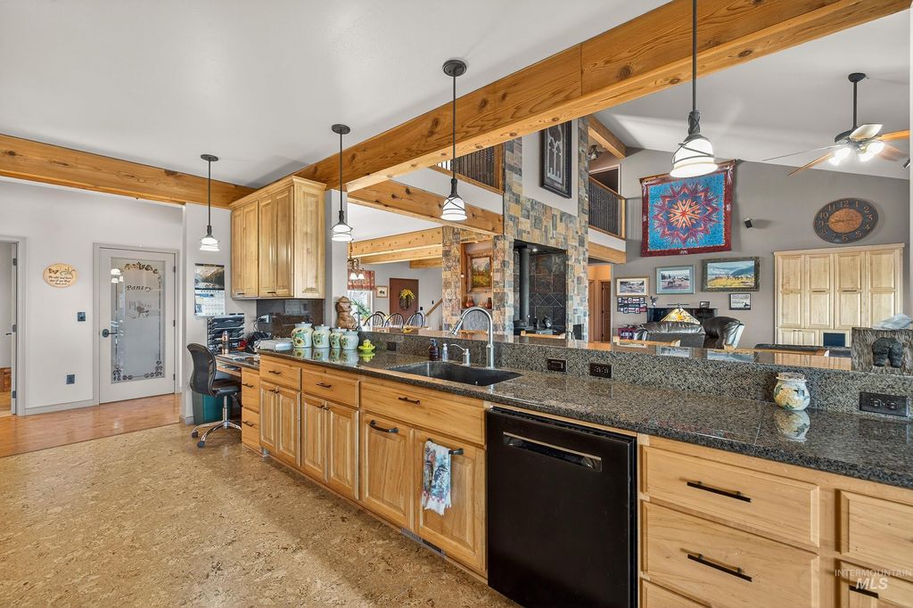 2195 Kilborn Lane, Mesa, ID 83643 photo 9