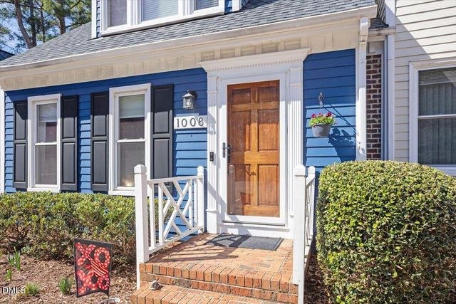 1008 Oak Lake Court, Raleigh, NC 27606