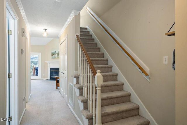 1008 Oak Lake Court, Raleigh, NC 27606