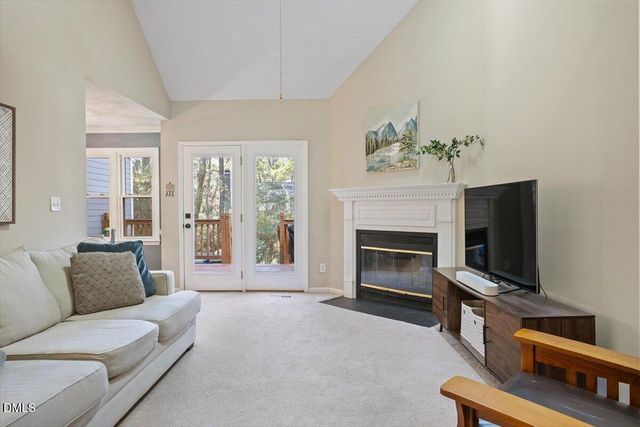 1008 Oak Lake Court, Raleigh, NC 27606