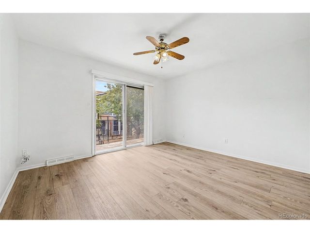 11822 E Canal Dr, Aurora, CO 80011