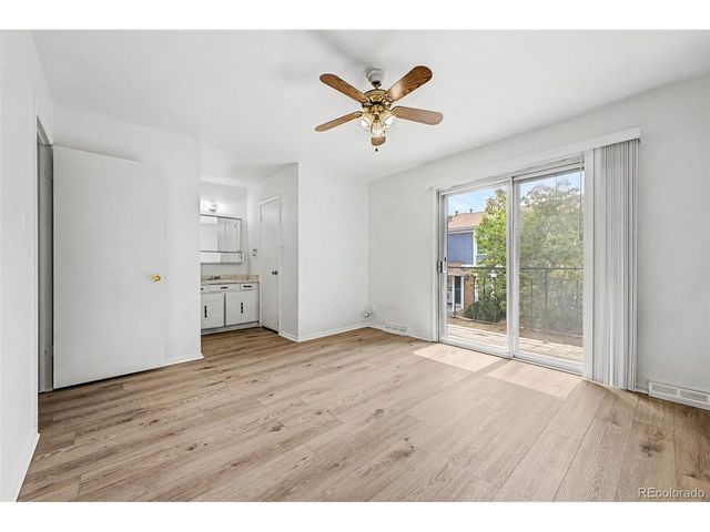 11822 E Canal Dr, Aurora, CO 80011