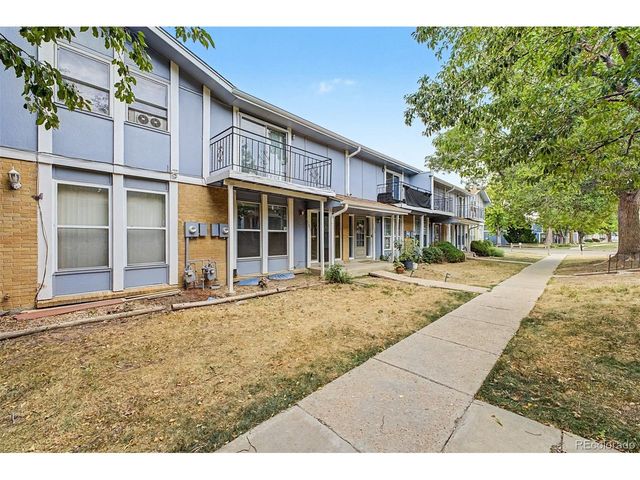 11822 E Canal Dr, Aurora, CO 80011