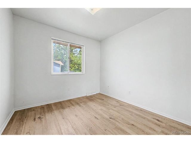 11822 E Canal Dr, Aurora, CO 80011