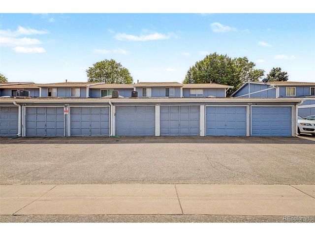 11822 E Canal Dr, Aurora, CO 80011