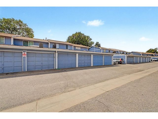 11822 E Canal Dr, Aurora, CO 80011