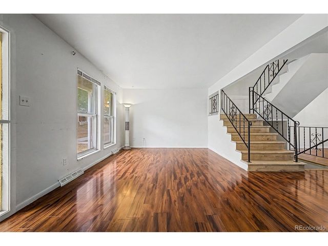 11822 E Canal Dr, Aurora, CO 80011