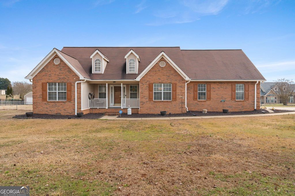 407 TRESTLE Road, Locust Grove, GA 30248