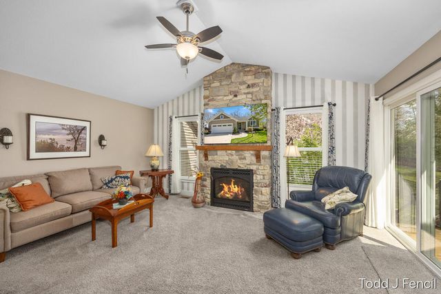 2631 Stockwood Drive Ne, City Of Grand Rapids, MI 49505