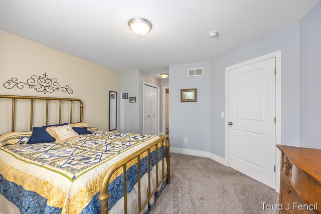 2631 Stockwood Drive Ne, City Of Grand Rapids, MI 49505